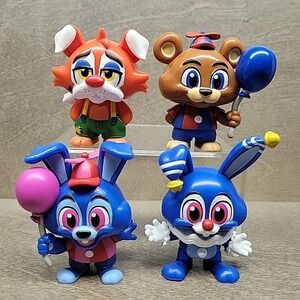 Lot of 4 Five Nights at Freddy's Mystery Mini Figures Circus Foxy Balloon Bear